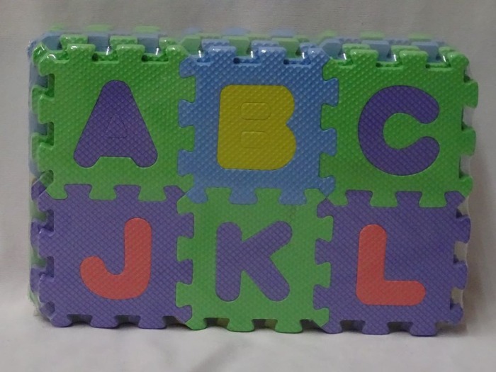 Haokaini 36pcs Floor Play Mat Kids Baby Alphabet Numbers Jigsaw Puzzle Interlocking Soft EVA Foamed Play Mat 